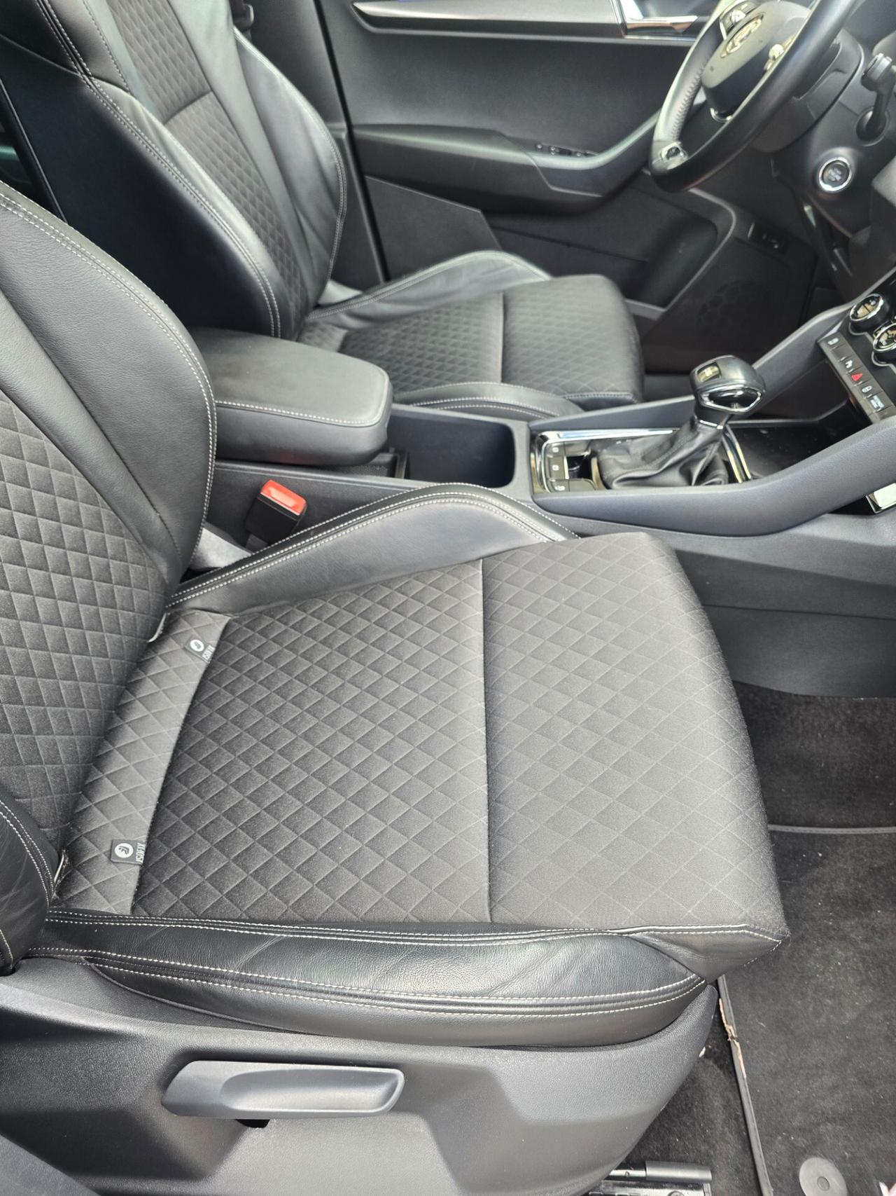 Skoda Karoq 1.6 TDI SCR DSG SportLine