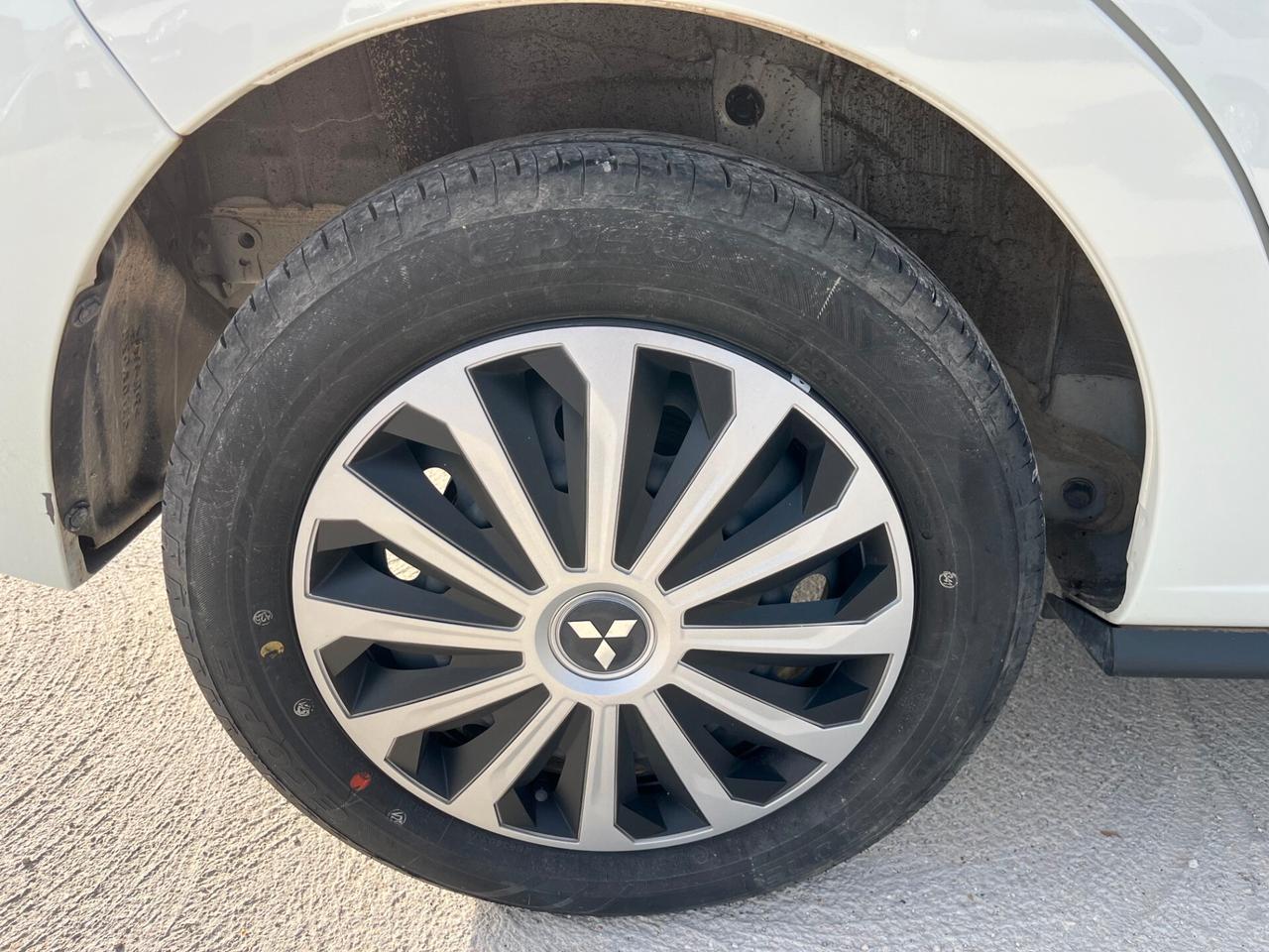 Mitsubishi Space Star 1.2 Invite SDA