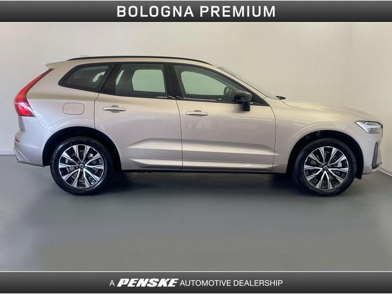 Volvo XC60 B4 (d) automatico Plus Dark