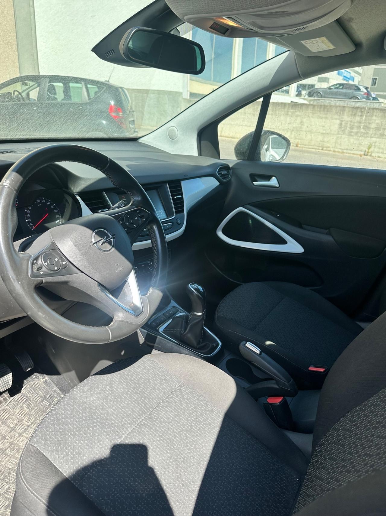 Opel Crossland 1.2 12V Start&Stop Design & Tech