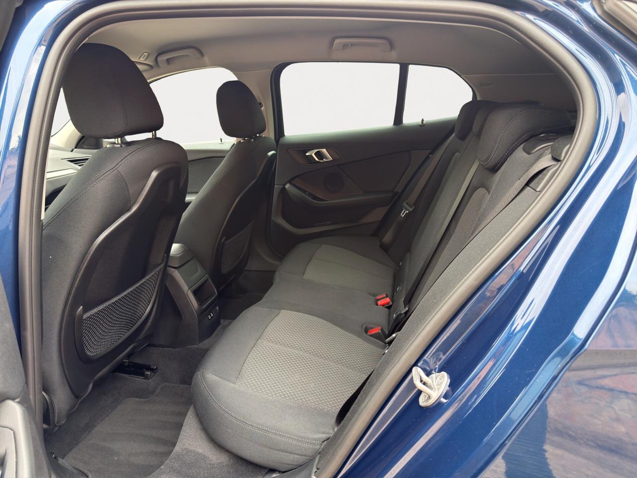 Bmw 118d 150 Cv 5p. Business Advantage - 2021
