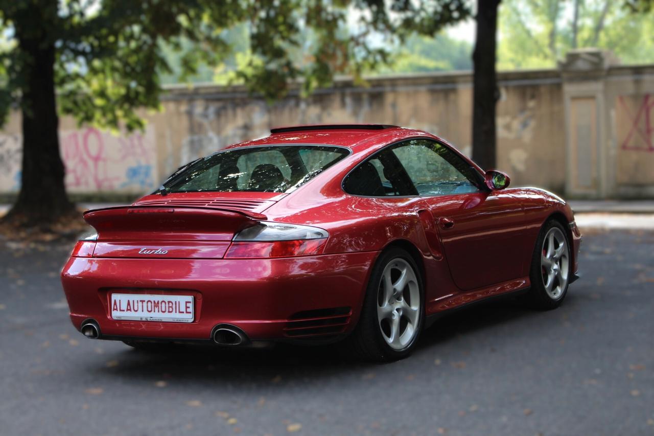 Porsche 911 996 Turbo cat Coupé
