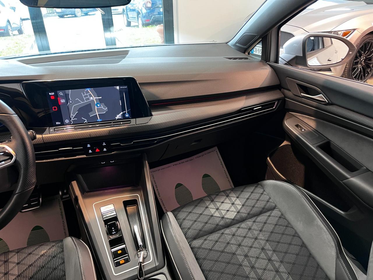 Volkswagen Golf 1.5 eTSI 150 CV EVO ACT DSG R-Line