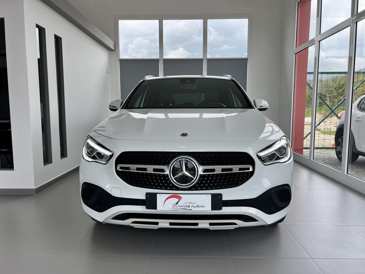 MERCEDES GLA 180 d Aut. Business Extra - 2021