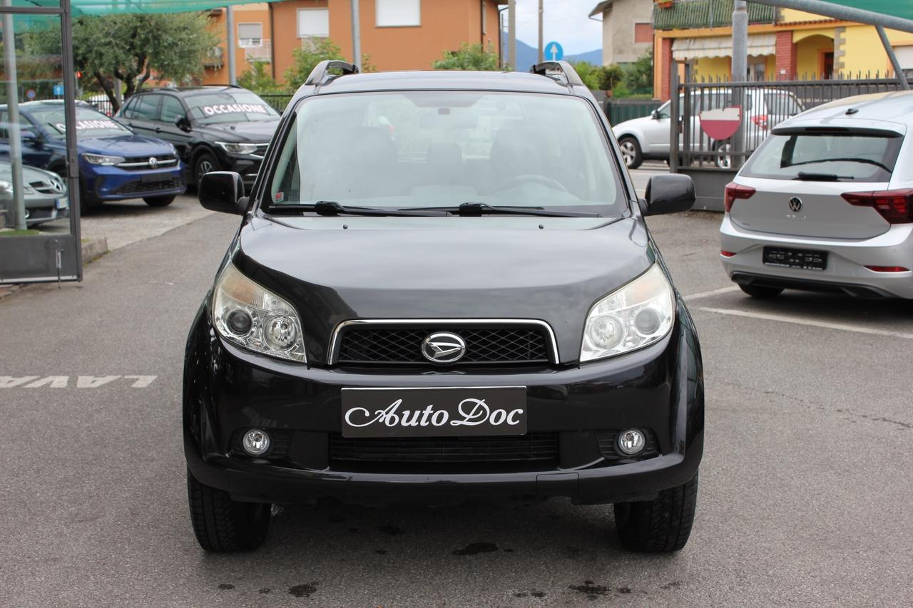Daihatsu Terios 1.5 4WD SX GPL CAMBIO AUTOMATICO SENSORI POST.