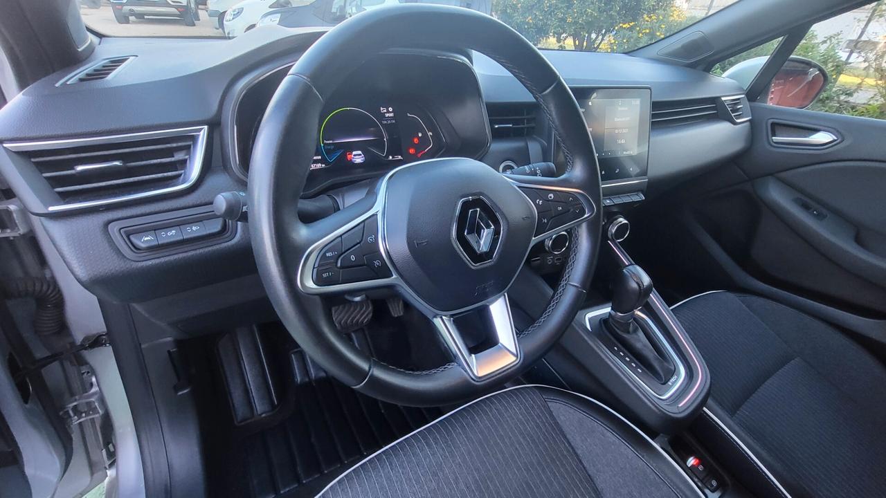 Renault Clio Hybrid E-Tech 140 CV 5 porte Intens