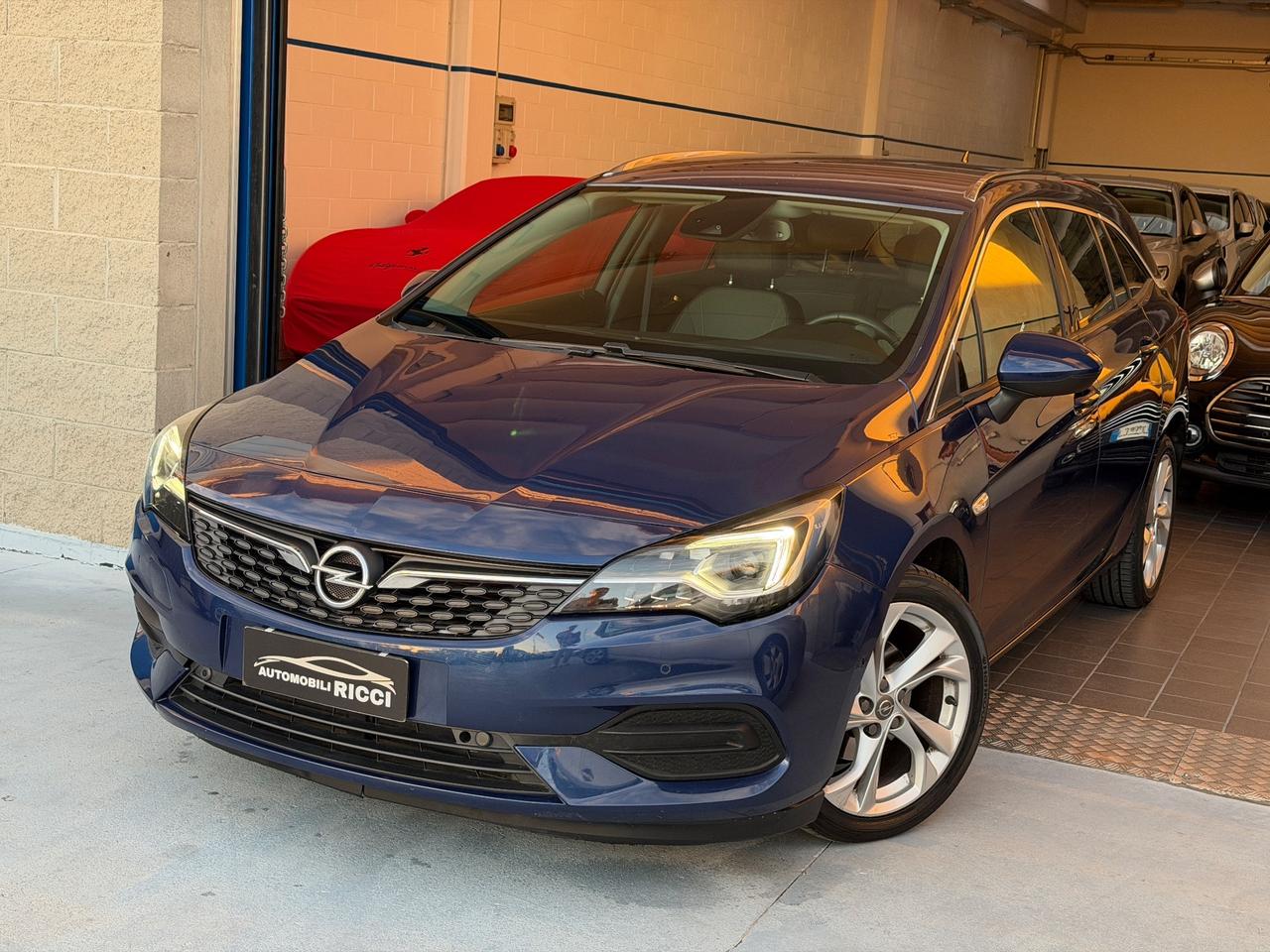 Opel Astra 1.5 CDTI 122 CV S&S AT9 Sports Tourer Business Eleg.
