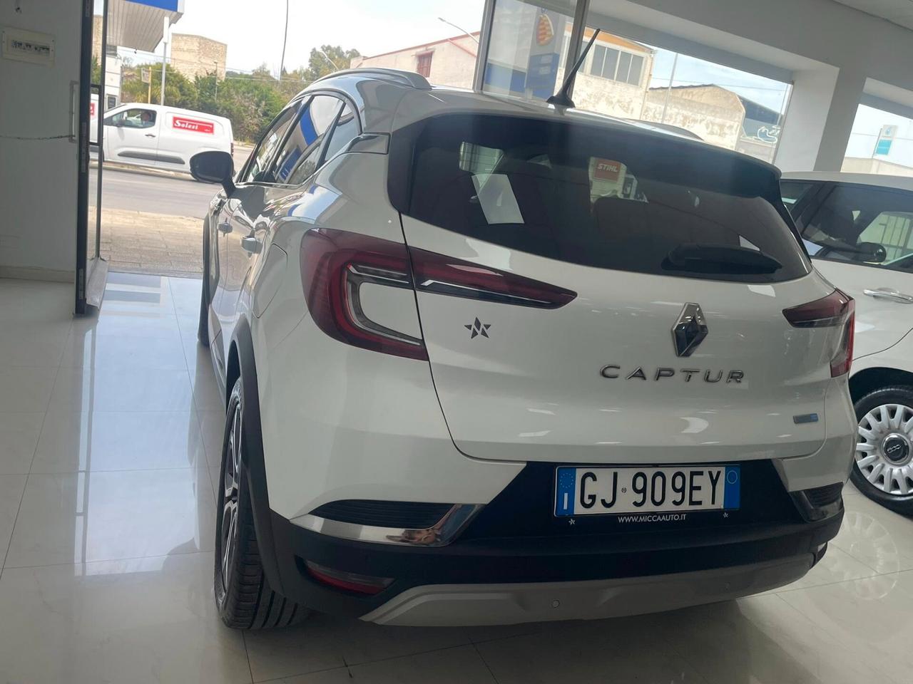 Renault Captur Plug-in Hybrid E-Tech 160 CV Intens