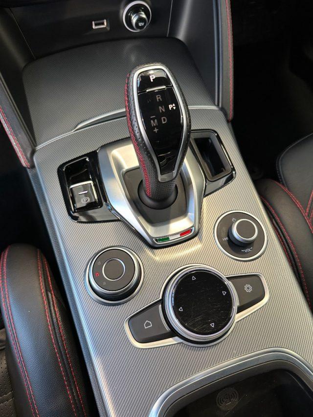 ALFA ROMEO Stelvio 2.2 Td 210 CV AT8 Q4 Veloce - 20" - FULL