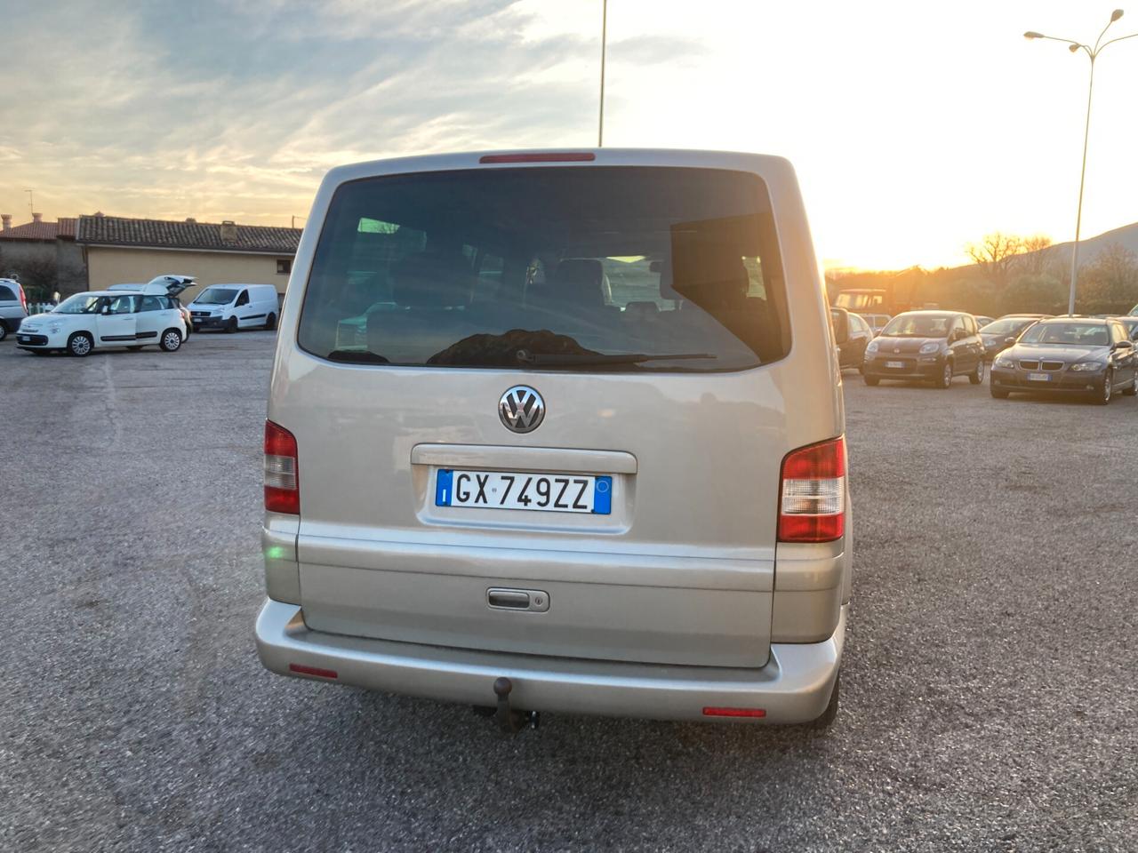 Volkswagen Multivan 2.5 TDI/174CV Highline