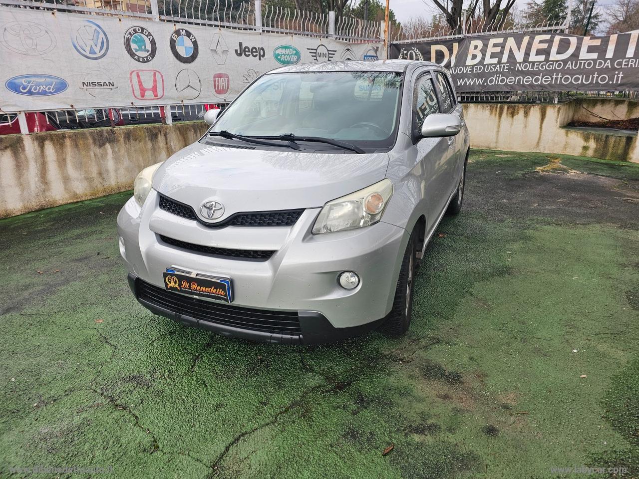 TOYOTA Urban Cruiser 1.4 D-4D AWD Luxury