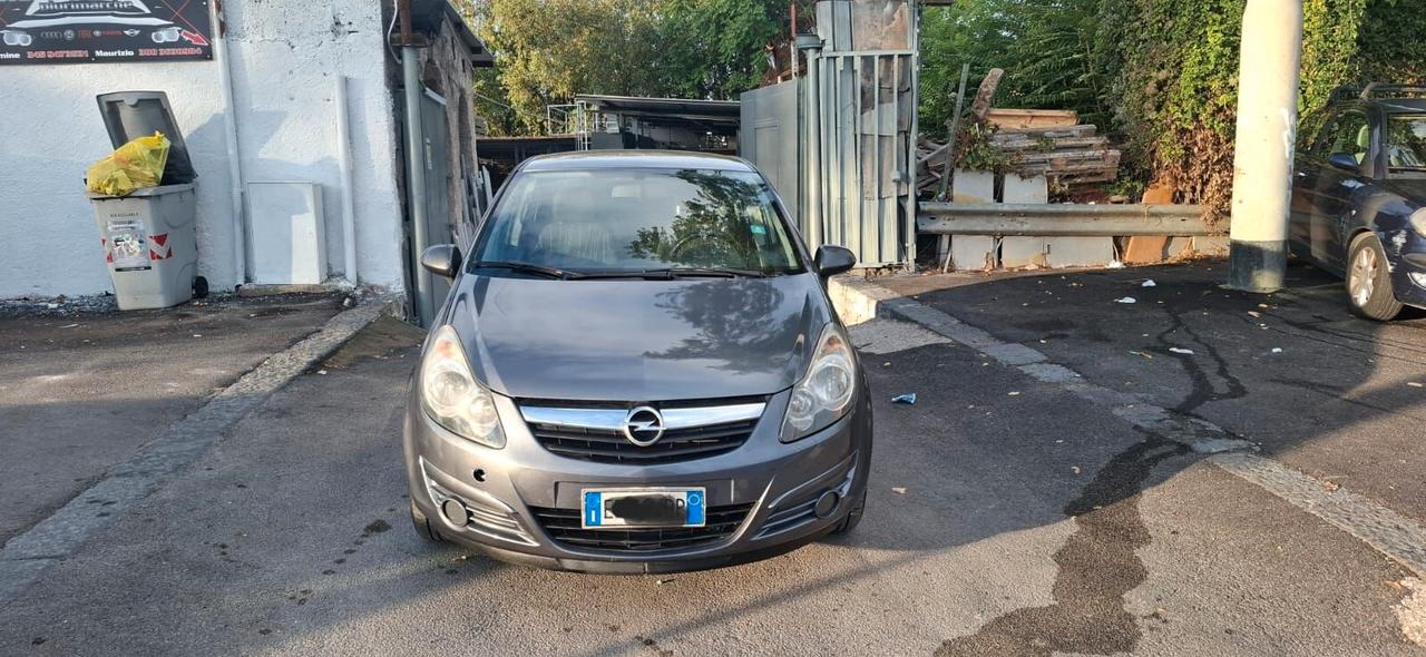 Opel Corsa 1.2 80CV 5 porte GPL-TECH Club
