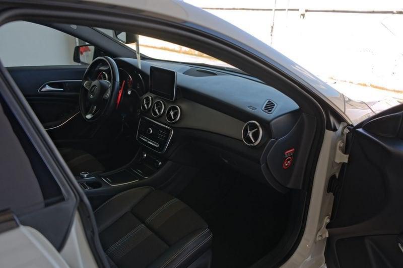 Mercedes-Benz CLA 200 d Automatic Sport Night
