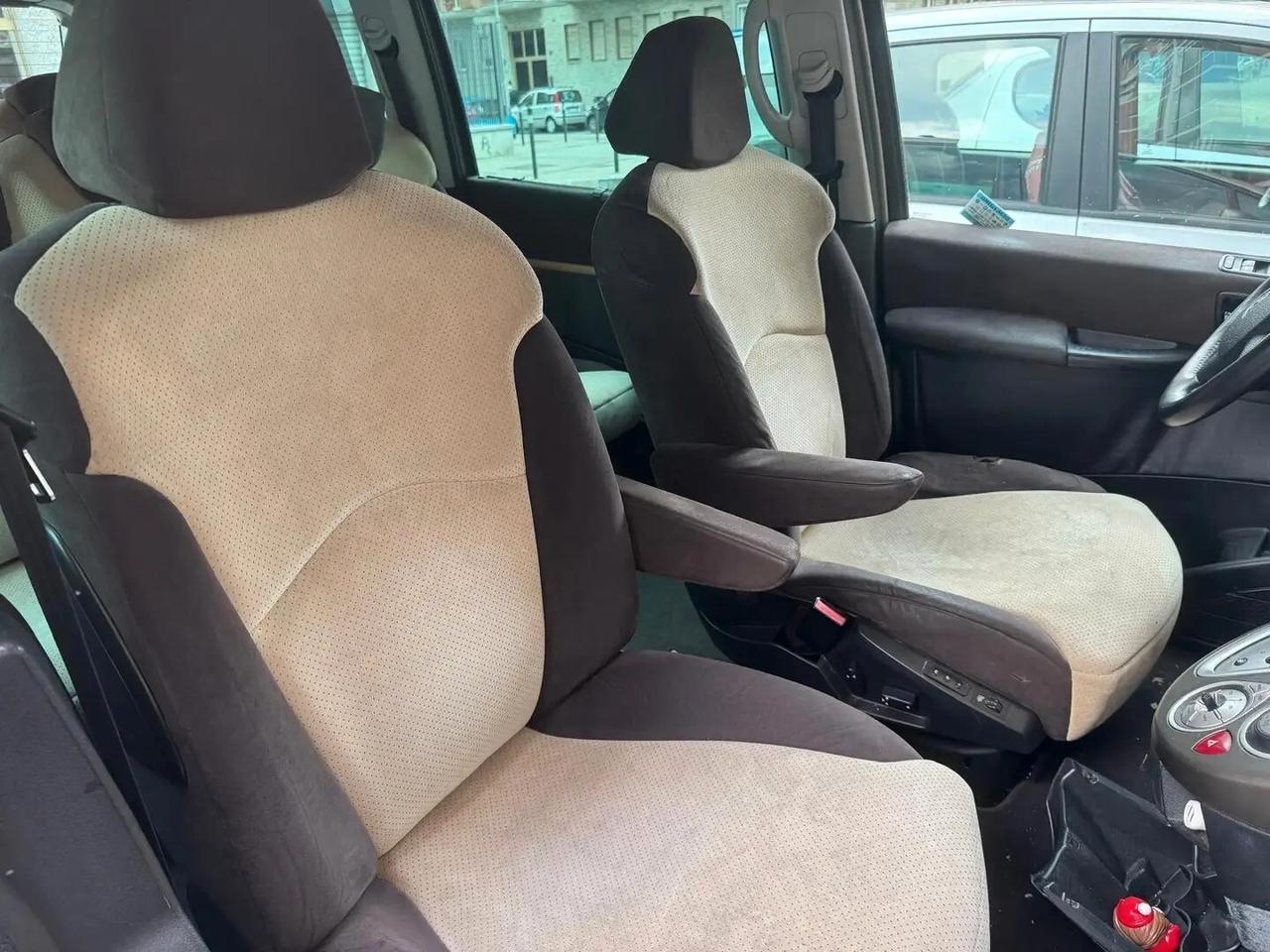 Lancia Phedra 2.2 MJT Platino
