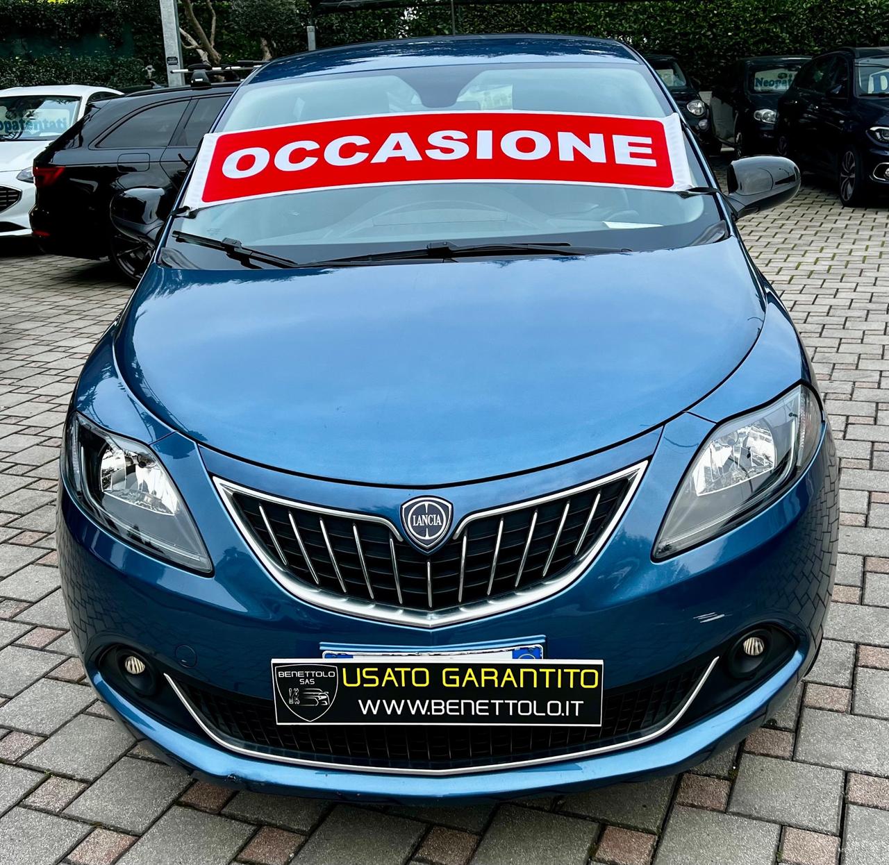 Lancia Ypsilon 1.0 FireFly 5 porte S&S Hybrid Ecochic Gold