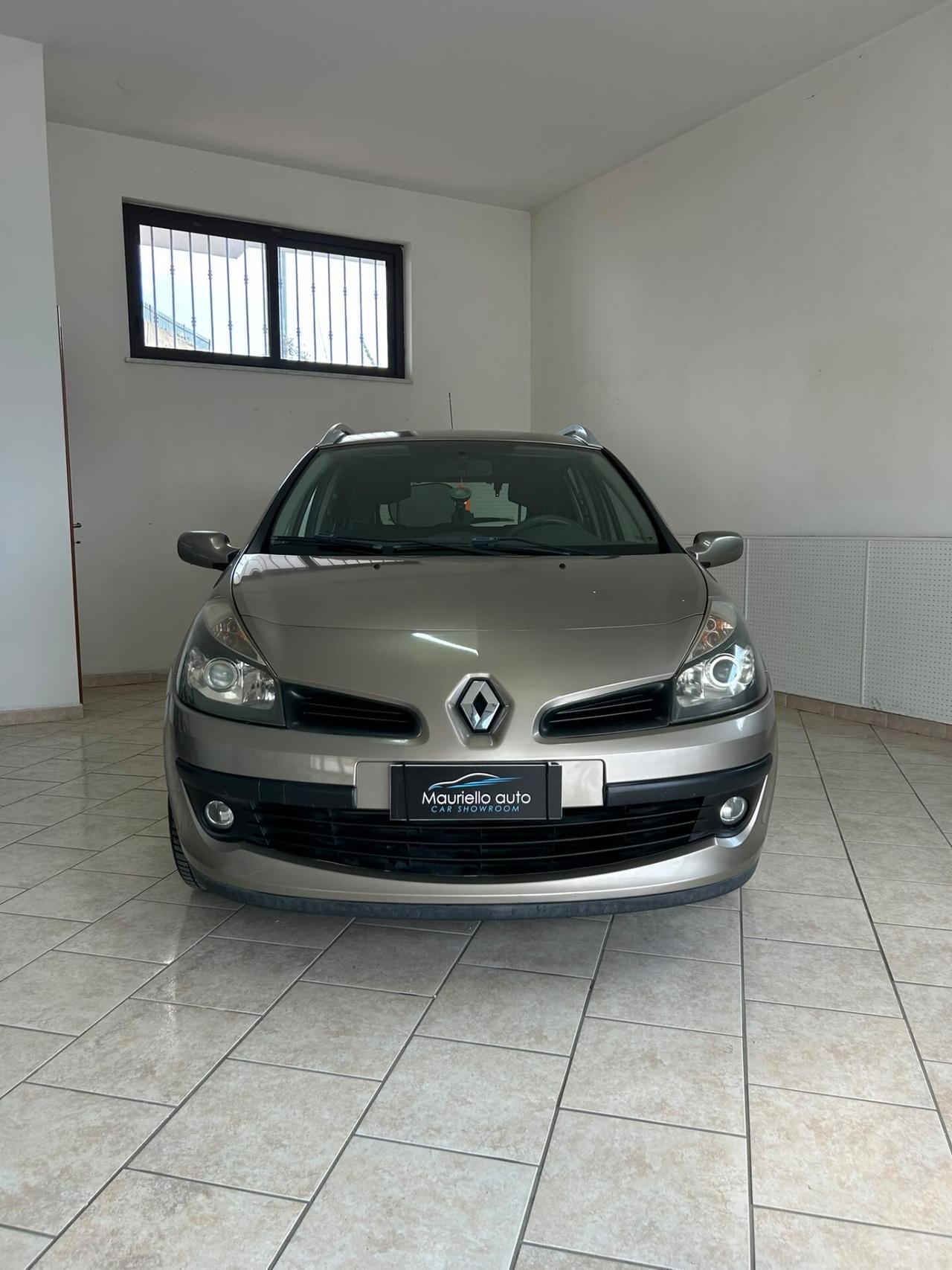 Renault Clio 1.2 16V GPL SporTour Confort