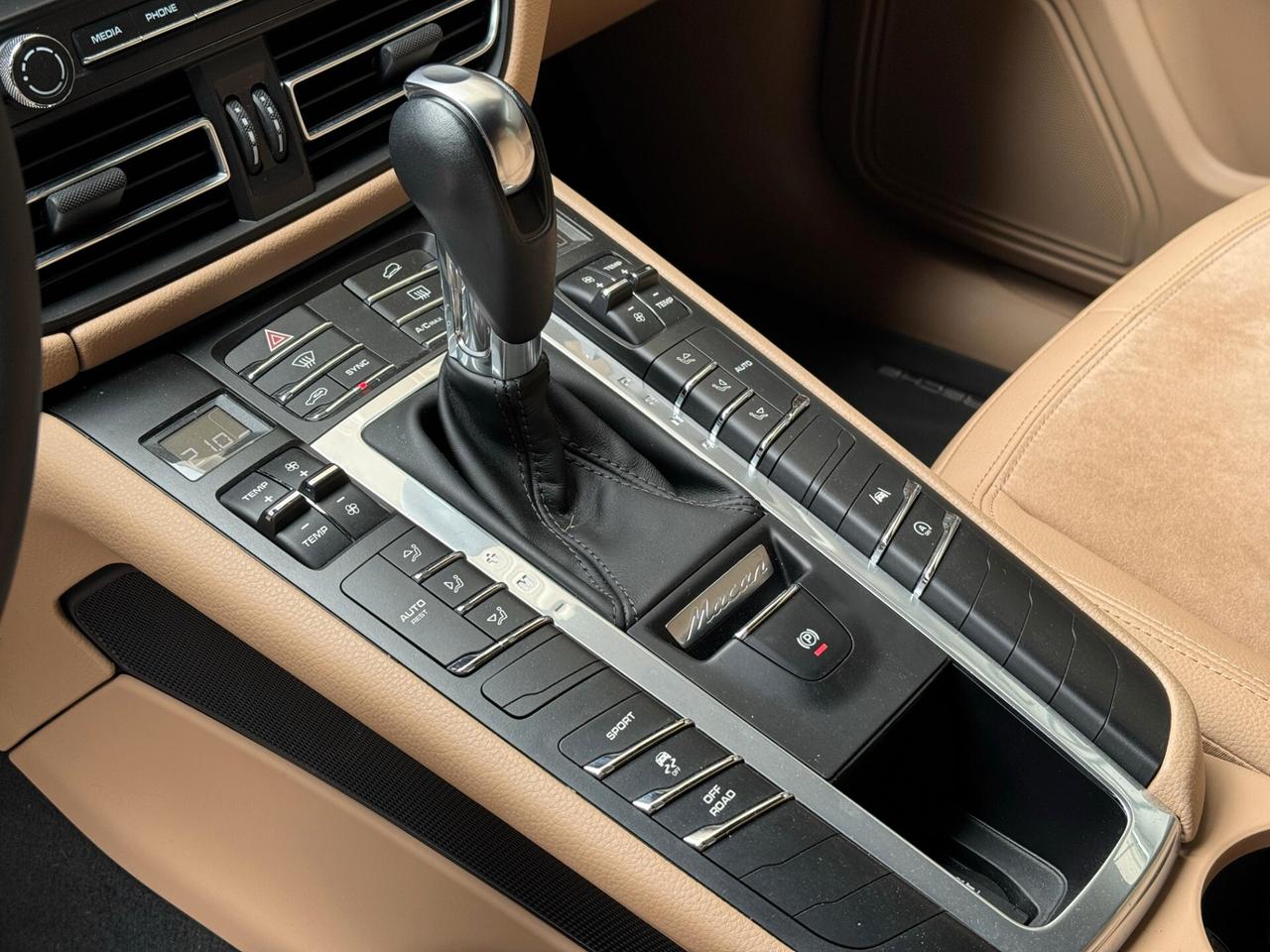 Porsche Macan 2.0 245 cv PDK