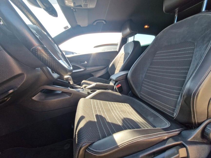 Volkswagen Scirocco 2.0 TSI DSG