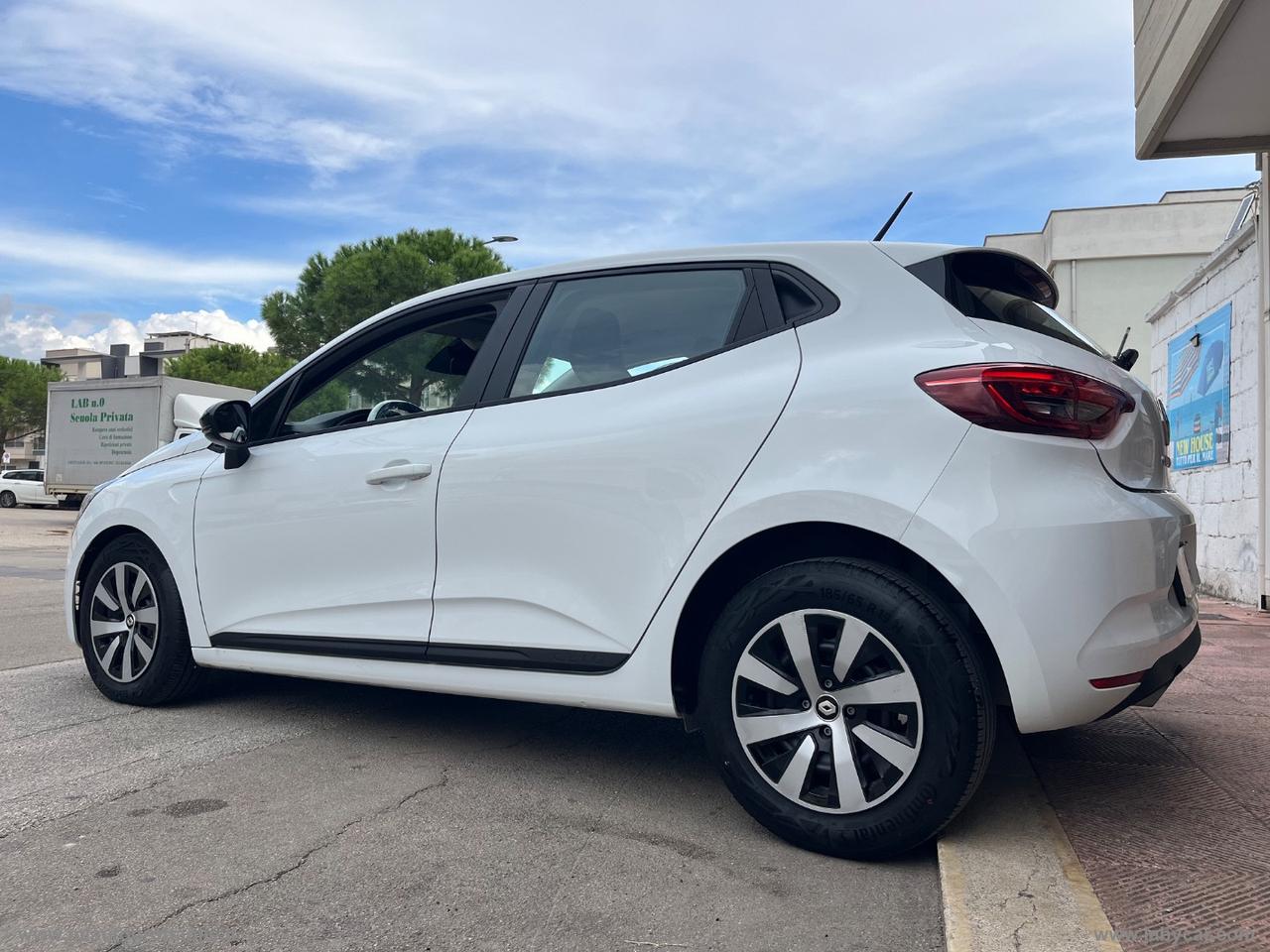 RENAULT Clio SCe 65 CV 5p. Equilibre