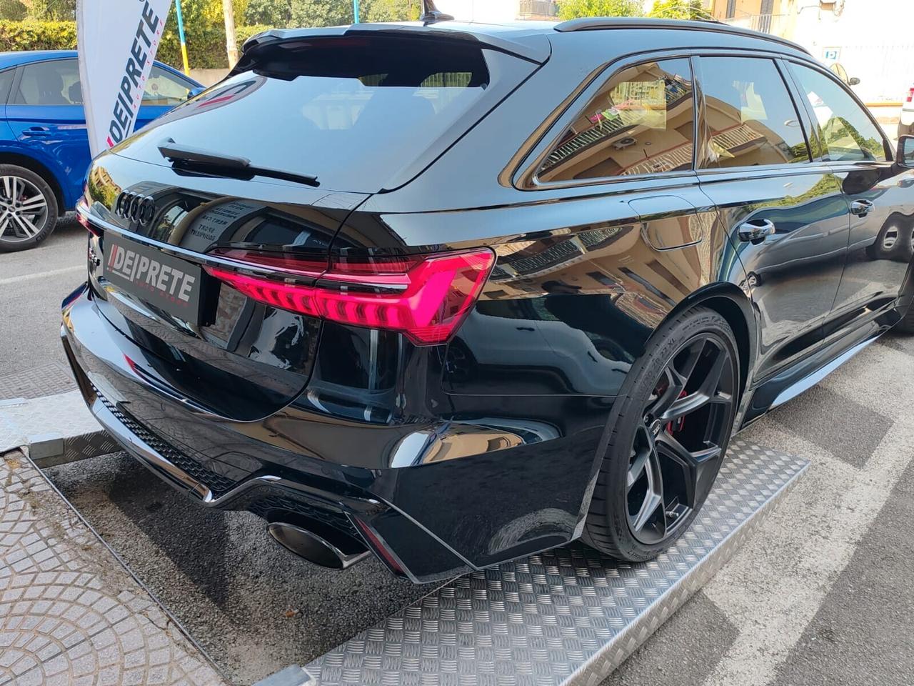 Audi RS6 RS 6 Avant 4.0 TFSI V8 quattro tiptronic Performance