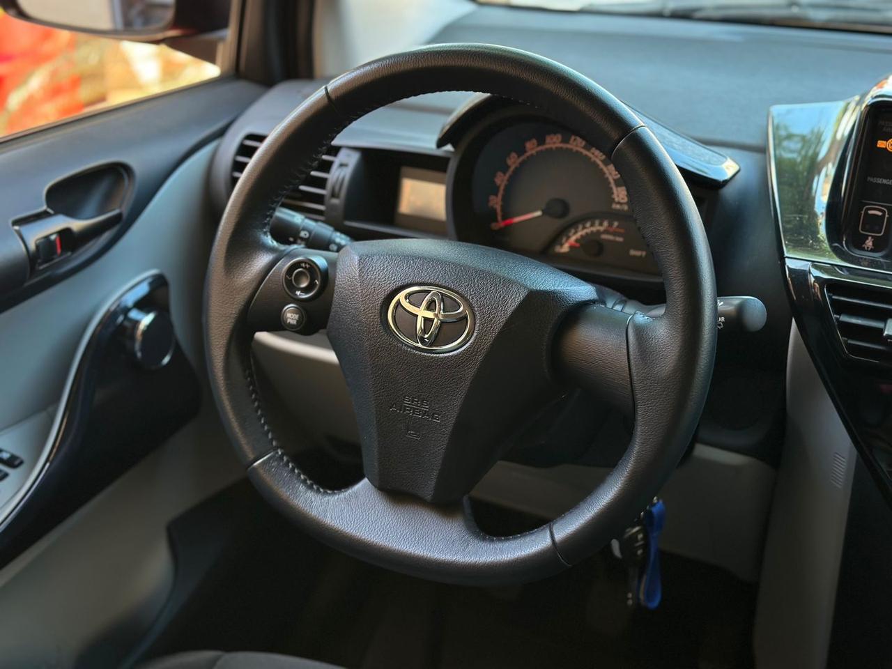Toyota iQ 1.0 #11374