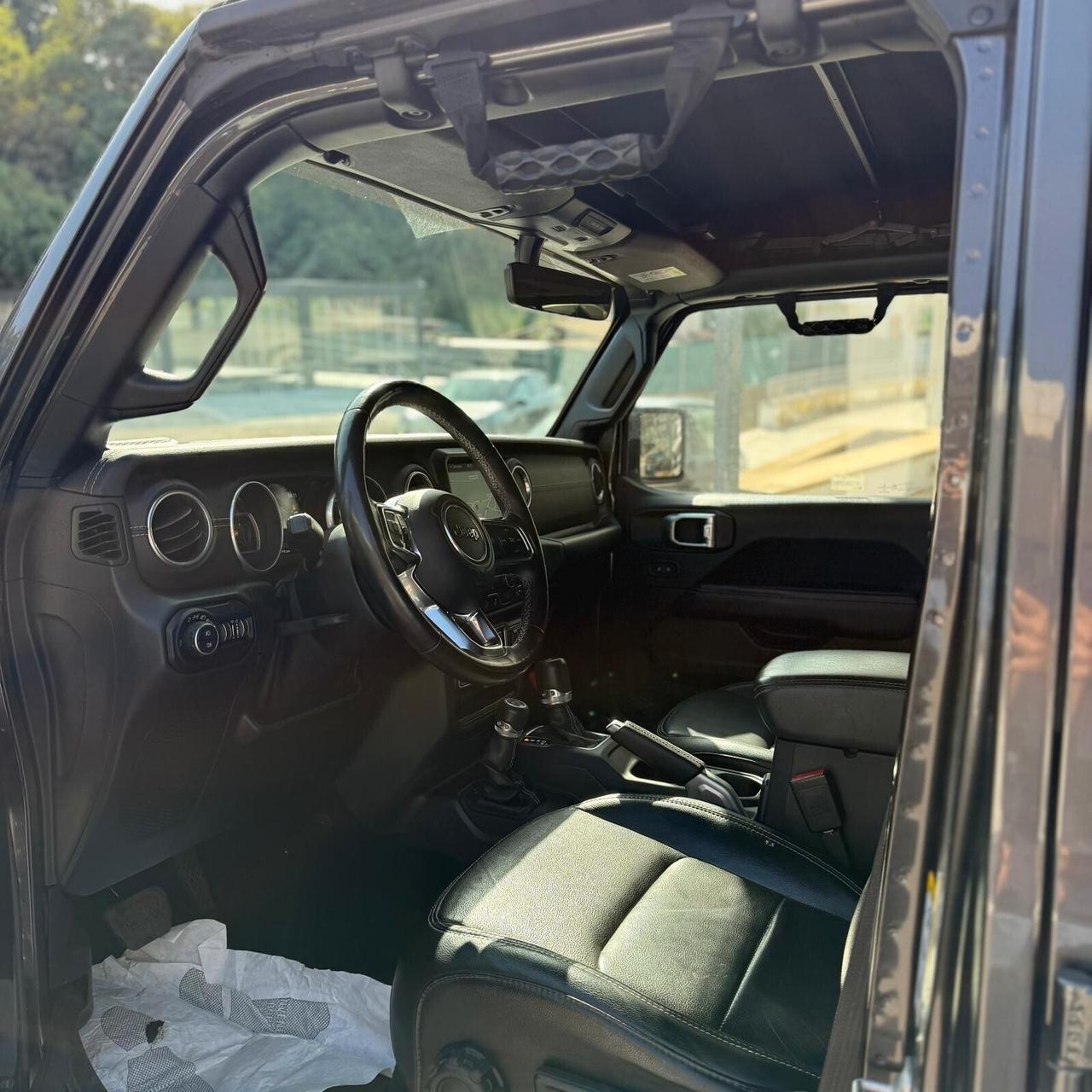 Jeep Wrangler Unlimited 2.2 Mjt II Sahara