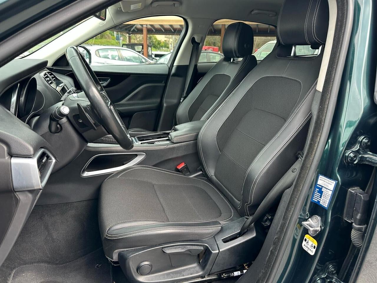 Jaguar F-Pace 2.0 D 180 CV AWD aut. R-Sport perfetta !!! Performante e parsimoniosa