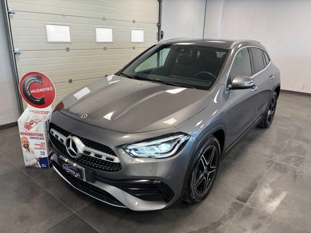 MERCEDES-BENZ GLA 180 d AMG Premium Automatico