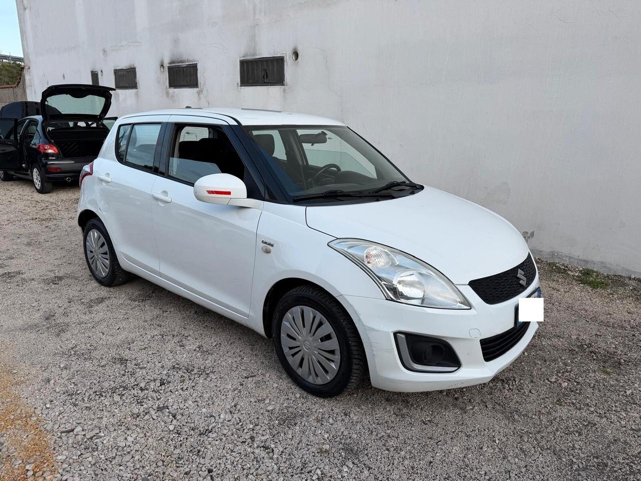 Suzuki Swift 1.3 DDiS 5 porte B-Cool Bi-Color-2014