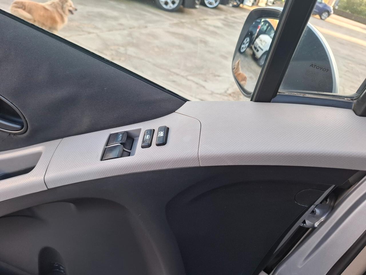 TOYOTA YARIS 1.0 BENZINA 5 PORTE - 2008