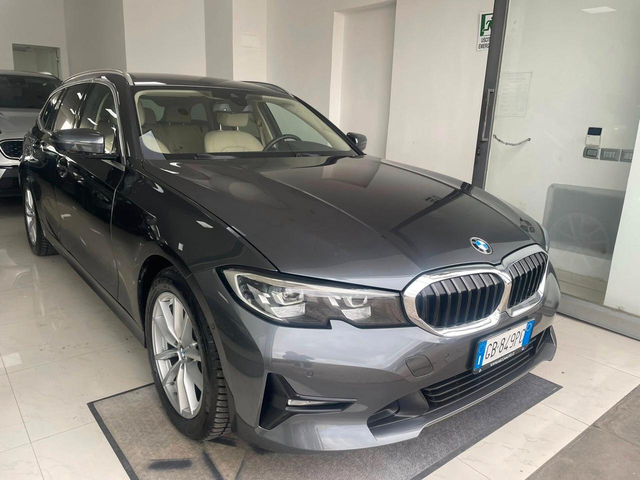 Bmw 318 318d Touring Business Advantage aut.