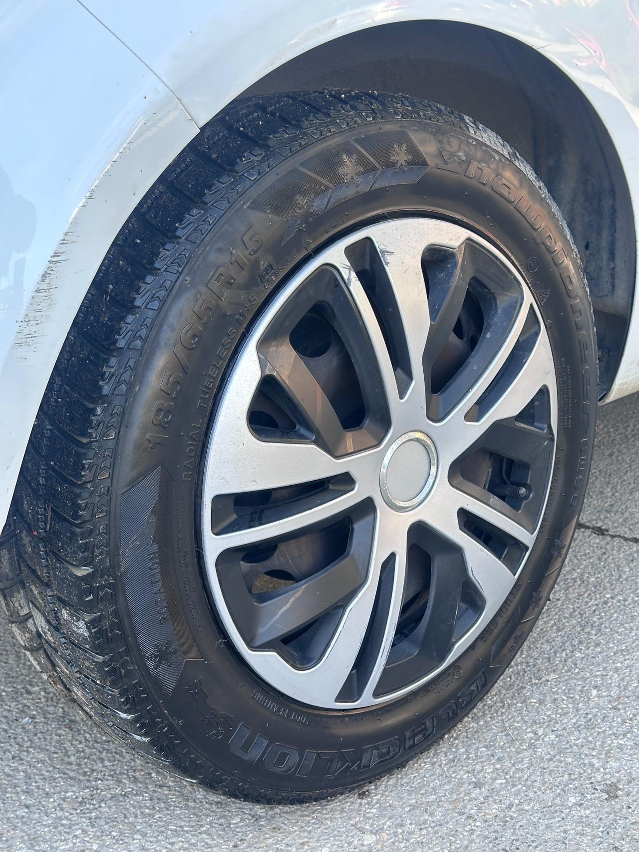 Opel Corsa 1.2 3 porte Sport Neopatentati unipro