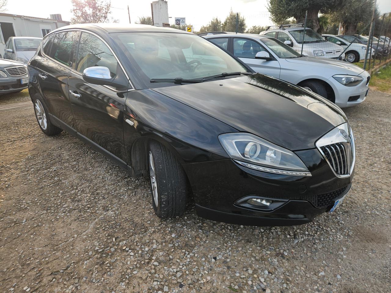 Lancia Delta 1.9 MJT Twinturbo DPF Gold