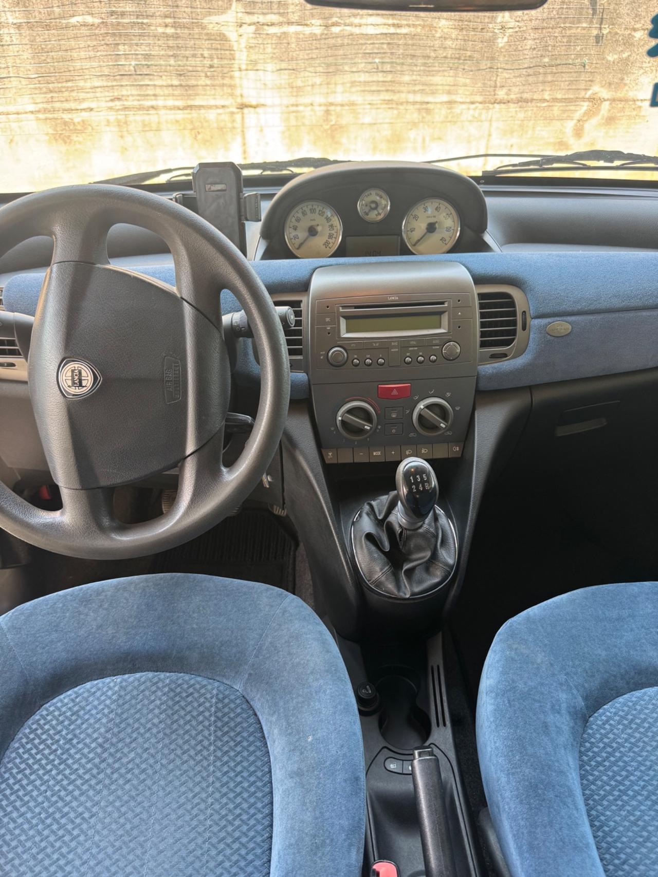 Lancia Ypsilon 1.2