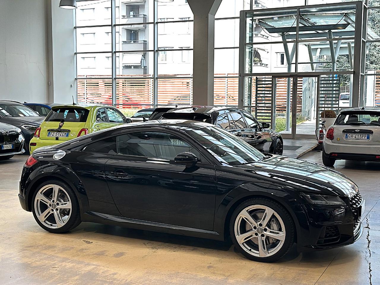 Audi TT Coupe 45 2.0 tfsi s-tronic-Matrix-19"-Camera-Carplay-Keyless