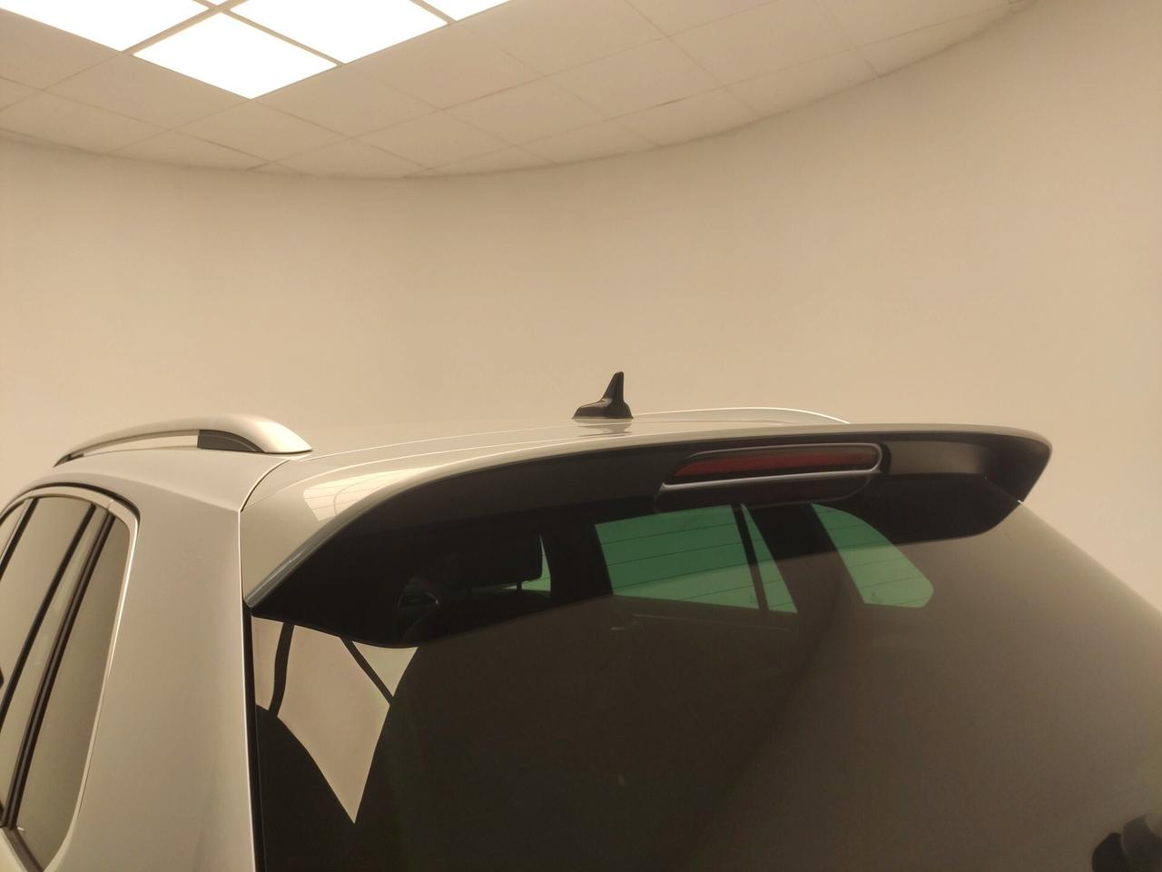 Volkswagen Tiguan 2.0 TDI 150 CV SCR DSG R-Line