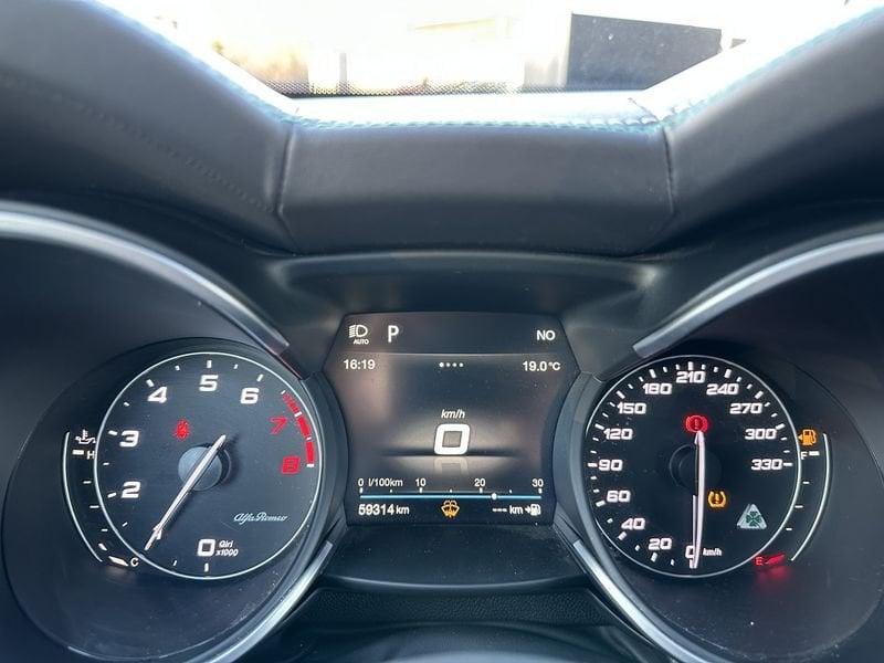 Alfa Romeo Stelvio 2.9 Bi-Turbo V6 510 CV AT8 Quadrifoglio