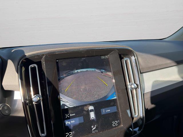 VOLVO XC40 T4 Recharge Plug-in Hybrid Inscription Exp | Tetto