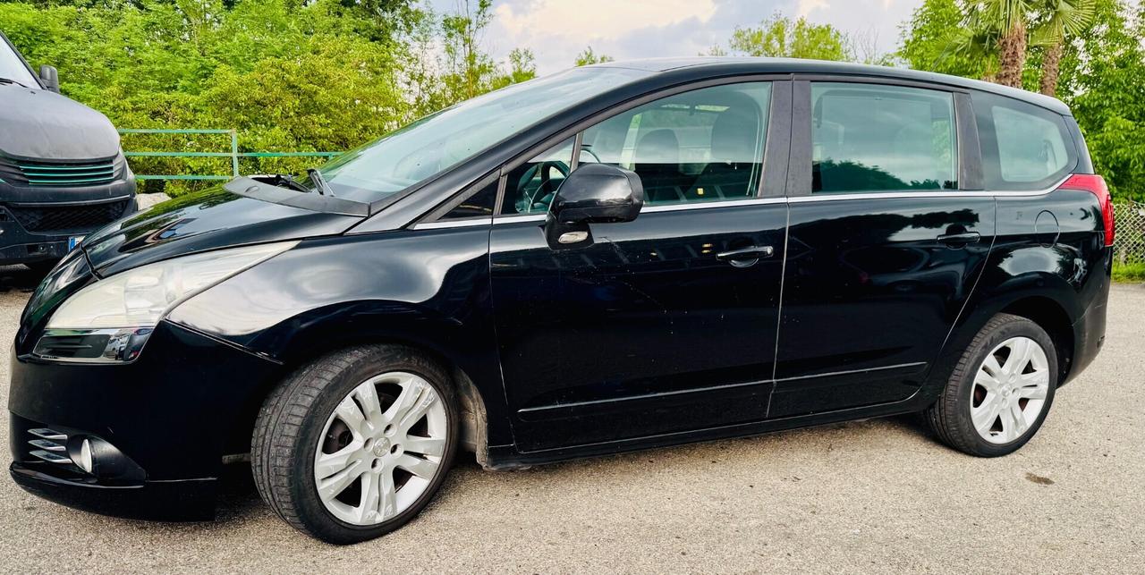 Peugeot 5008 2.0 HDi 150CV Business 7 Posti