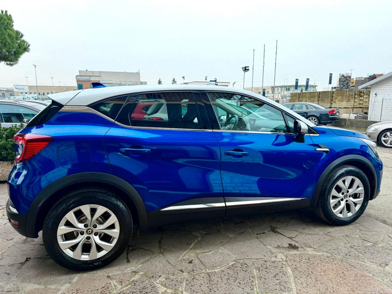 Renault Captur TCe 100 CV Intens