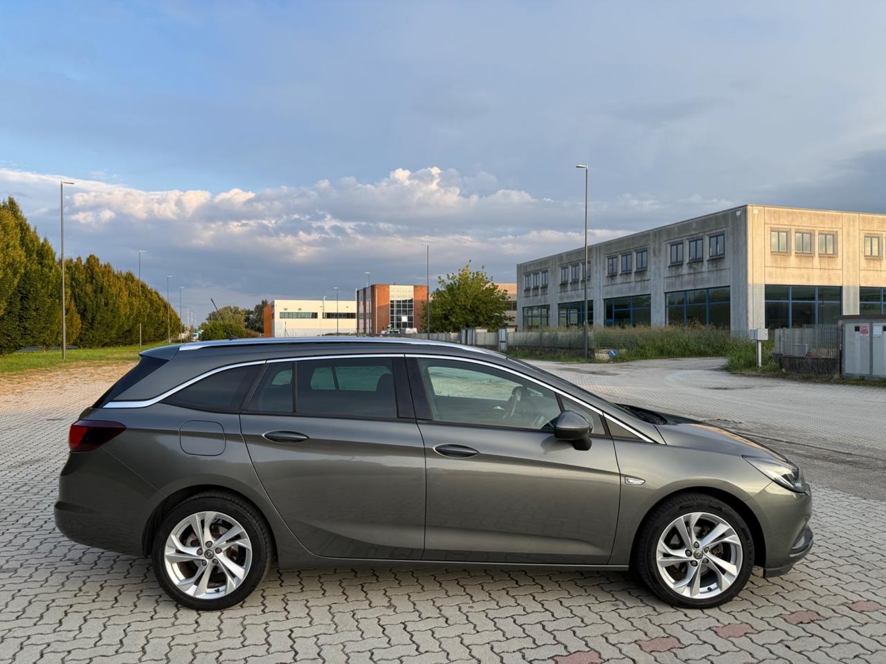 Opel Astra 1.6 CDTi 136CV Start&Stop Sports Tourer Innovation