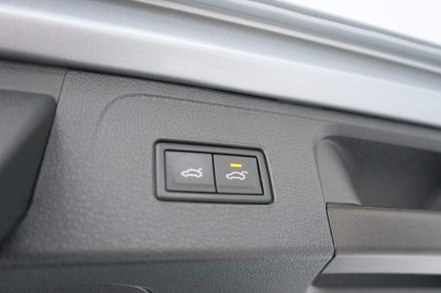 VOLKSWAGEN Passat Variant 2.0 TDI SCR 122 CV EVO DSG Business