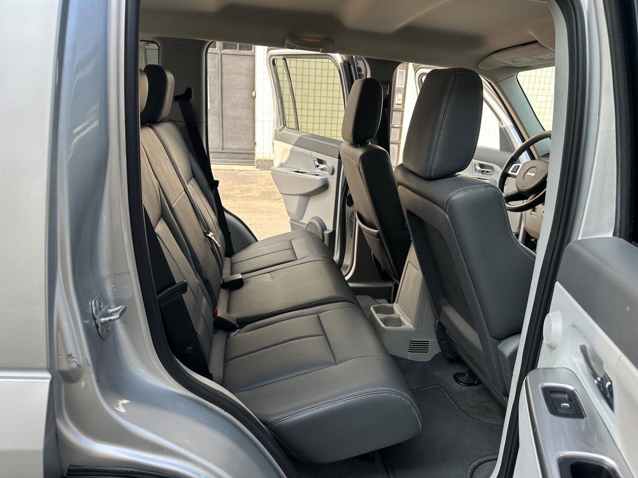 Jeep Cherokee 2.8 CRD DPF Limited Auto - solo 70000 km