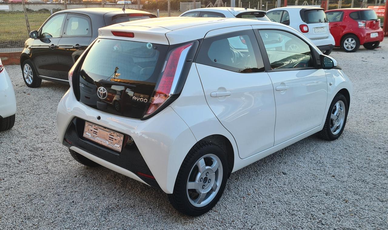 Toyota Aygo 1.0 NESSUN OBBLIGO DI FINANZIAMENTO GARANZIA 12 MESI