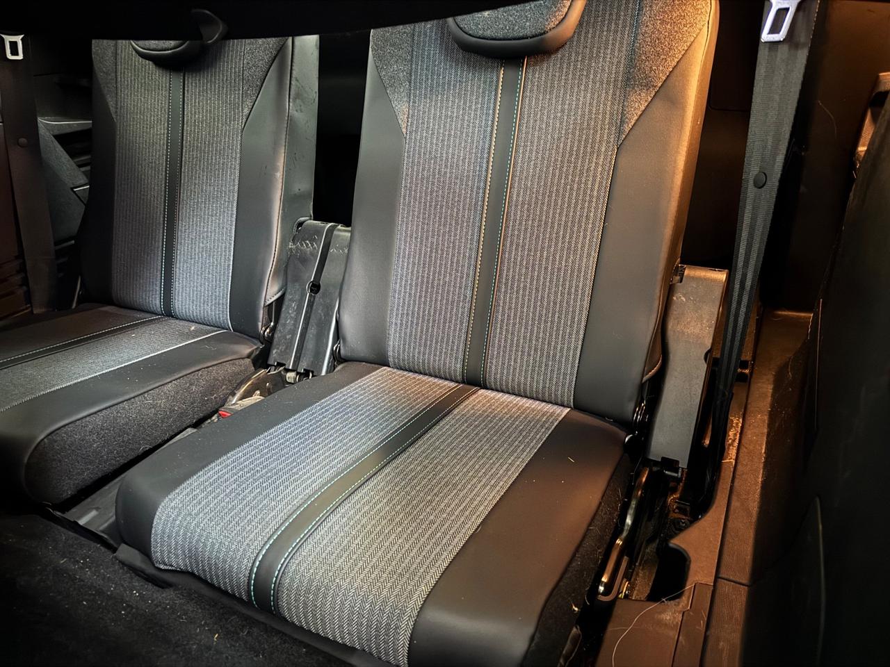 Peugeot 5008 BlueHDi 180 S&S EAT8 Allure Pack