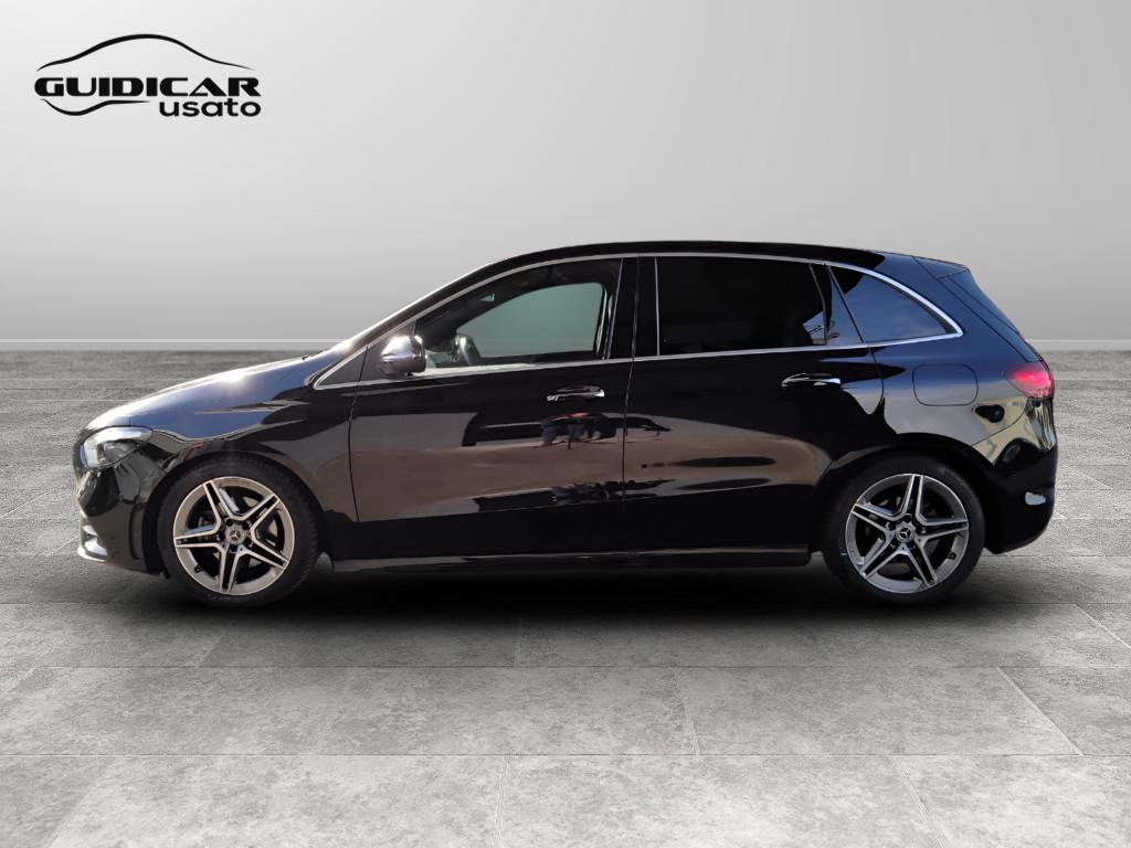 Mercedes-Benz Classe B - W247 2023 - B 180 AMG Line Advanced Plus auto