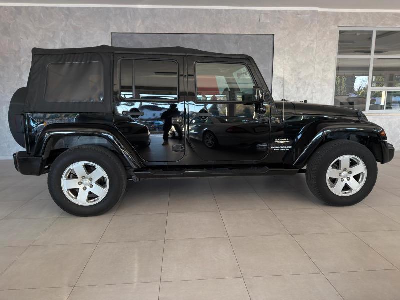 Jeep Wrangler Unlimited 3.8L Sahara auto