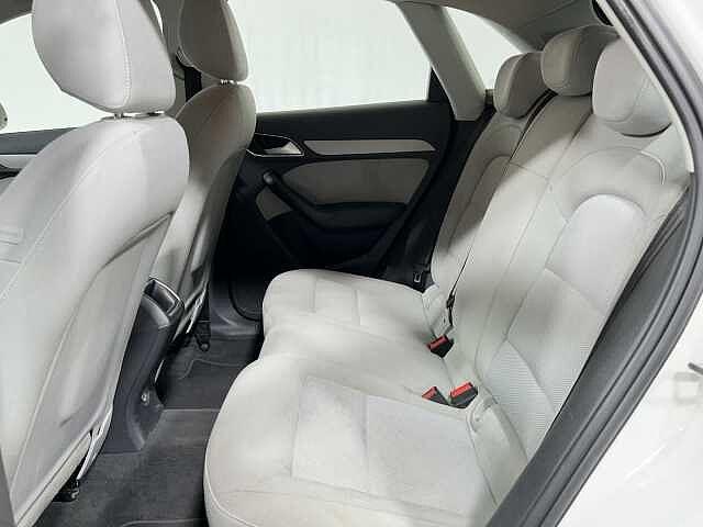 Audi Q3 2.0 TDI Business