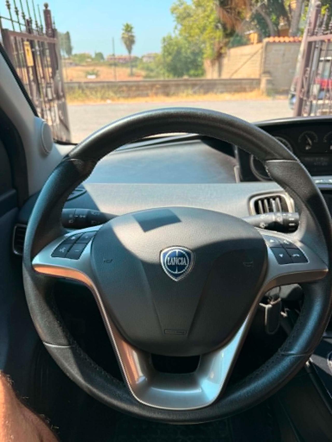Lancia Ypsilon 1.0 Hybrid Gold NO VINCOLO Ok Neop. 