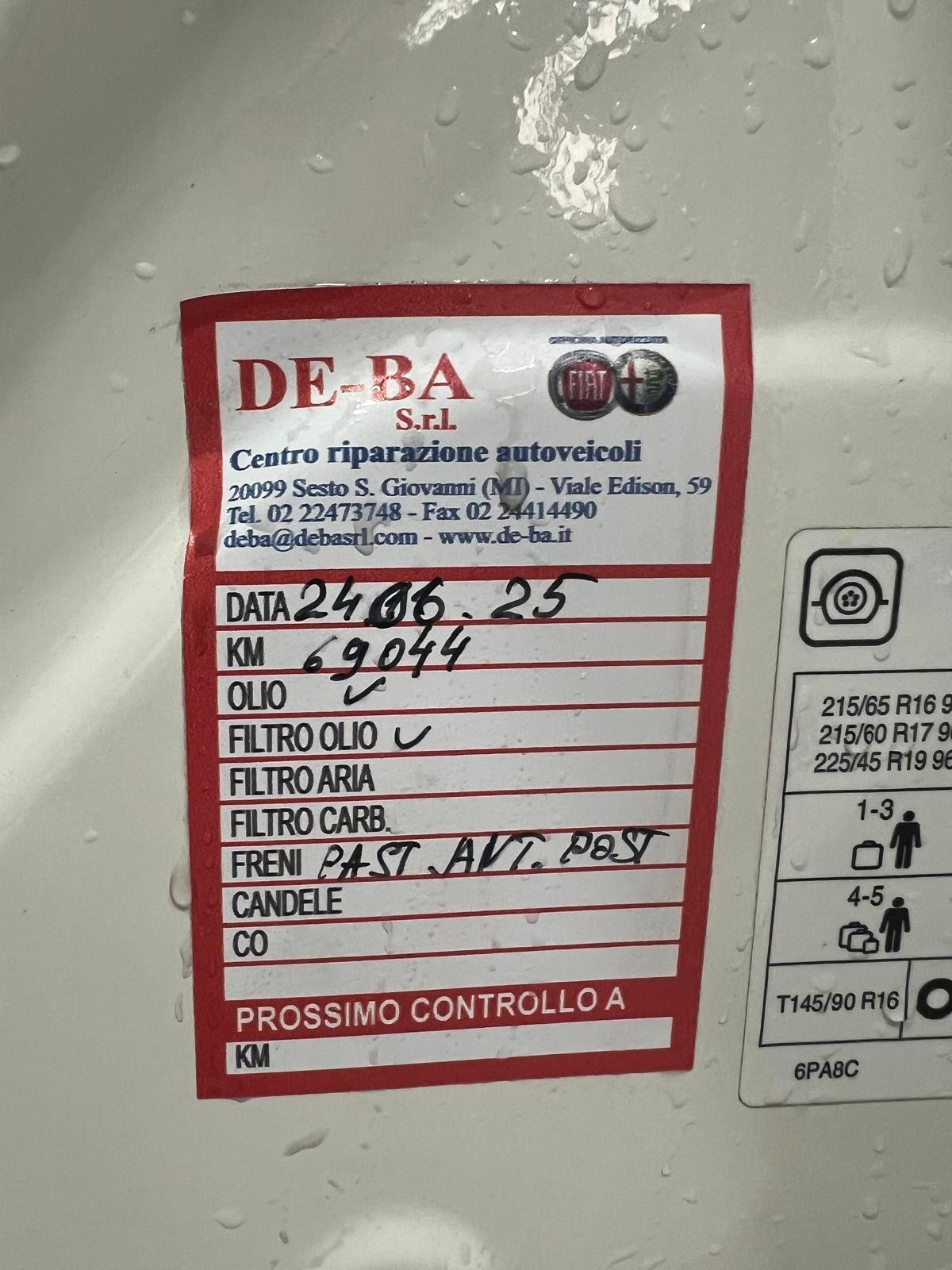 Nissan Juke 1.0 DIG-T 114 CV N-Connecta